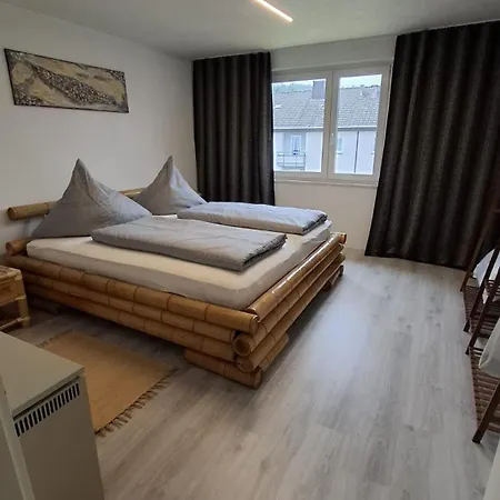 Blackjulie Im Schwarzwald Mit Balkon Und Parkplatz Ruhig