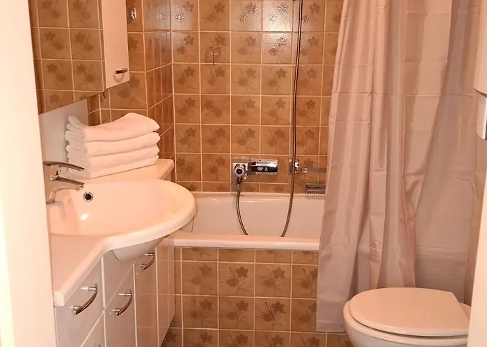 Appartement Blackjulie Im Schwarzwald Mit Balkon Und Parkplatz Ruhig St. Georgen im Schwarzwald